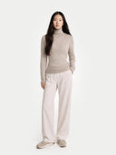 Kaszmir Damski Klasyczny Sweter Z Golfem Szarobrązowy - Gobi Cashmere #color_szarobrązowy