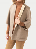 Kaszmirowa kurtka ponczo z kieszeniami | GOBI Cashmere #color_szarobrązowy