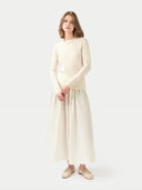 Sweter kaszmirowy Essentials z okrągłym dekoltem Mleko Kokosowe - Gobi Cashmere #color_mleko kokosowe