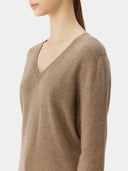 Kaszmir Damski Sweter Basic Z Dekoltem W Szpic Szarobrązowy - Gobi Cashmere #color_szarobrązowy