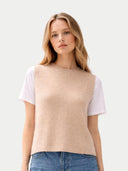 Damski kaszmirowy sweter z okrągłym dekoltem i fakturą |GOBI #color_beżowy