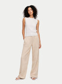 Jedwabny top bez rękawów z dzianiny | GOBI Cashmere #color_szeptana biel