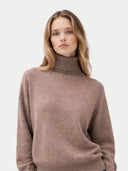Sweter z kaszmiru z okrągłym dekoltem | GOBI Cashmere #color_szarobrązowy