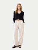 Lekki i wygodny kaszmirowo-jedwabny kardigan | GOBI Cashmere #color_czarny