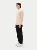 Męski sweter z miękkim dekoltem z czystego kaszmiru | Gobi Cashmere #color_beżowy