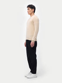Męski sweter z czystego kaszmiru Essential Crew Neck | Gobi Cashmere #color_beżowy
