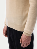Męski sweter z czystego kaszmiru Essential Crew Neck | Gobi Cashmere #color_beżowy