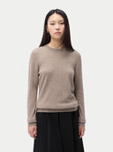 Sweter kaszmirowy Essentials z okrągłym dekoltem SzarobrąZowy - Gobi Cashmere #color_szarobrązowy